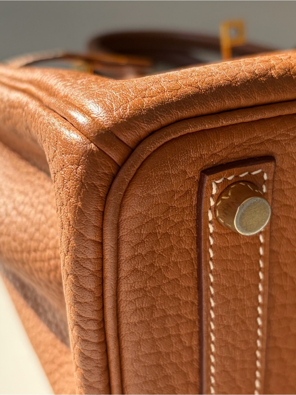 Hermes Birkin Gold Fjord Leather with Gold hardware - Picture 15 of 17